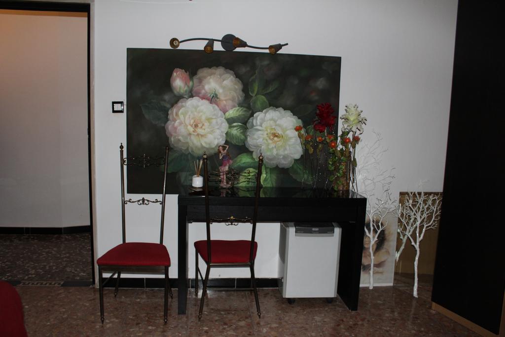 Flower ตรานิ ภายนอก รูปภาพ