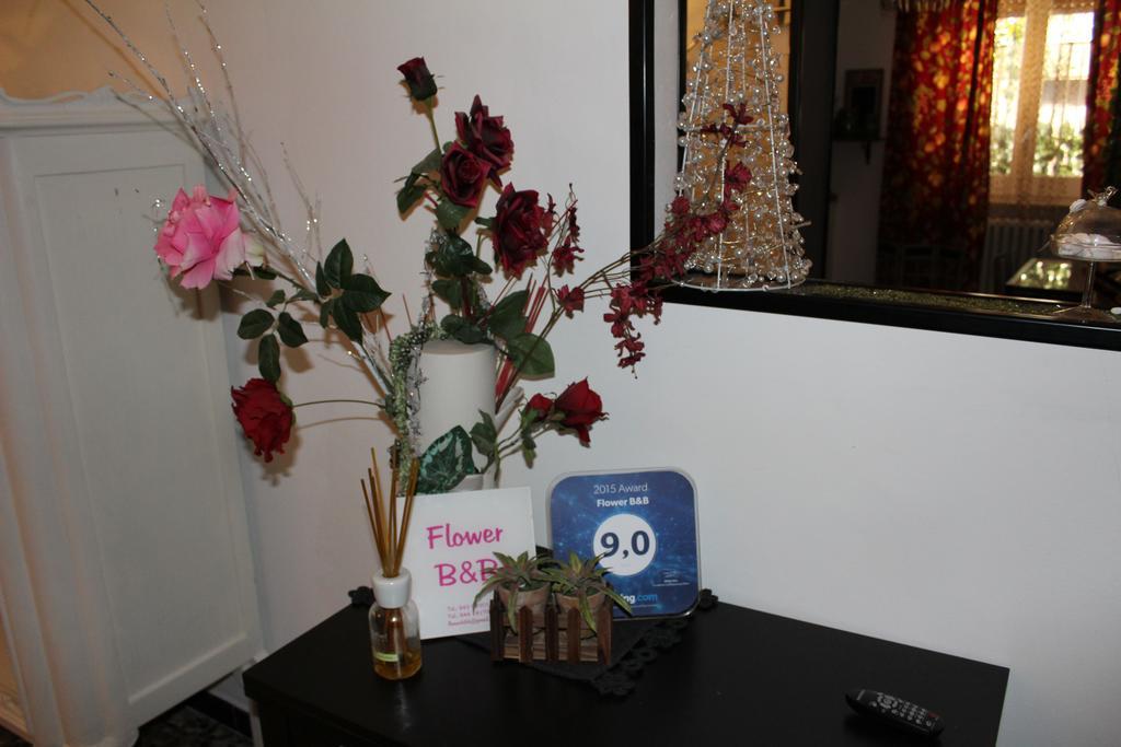 Flower ตรานิ ภายนอก รูปภาพ