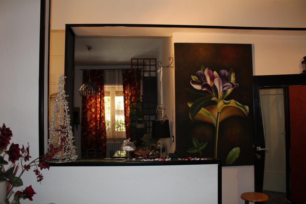 Flower ตรานิ ภายนอก รูปภาพ
